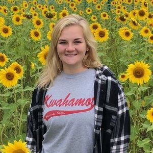 Meet your Posher, Makenzie